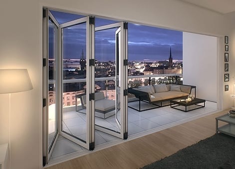 vikparti från halle öppnar upp hela väggen